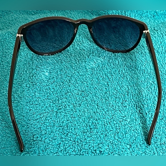 Michael Kors Black Sunglasses - Picture 4 of 12